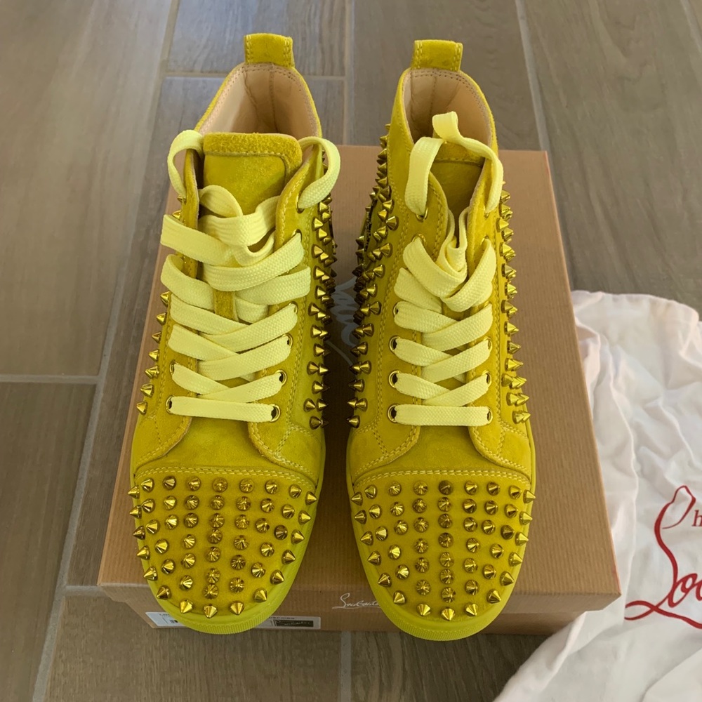 CHRISTIAN LOUBOUTIN spike sneaker woman